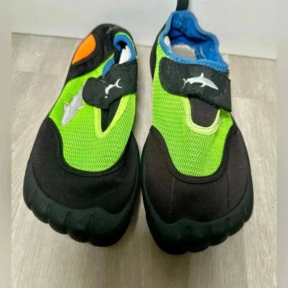 Water Shoes Size 2/3 Green Neon Kids Youth Toddler Shark